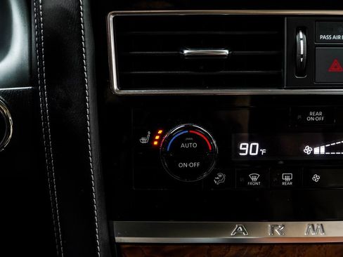 Used 2023 Nissan Armada SL w/ Captain's Chairs Package image 27