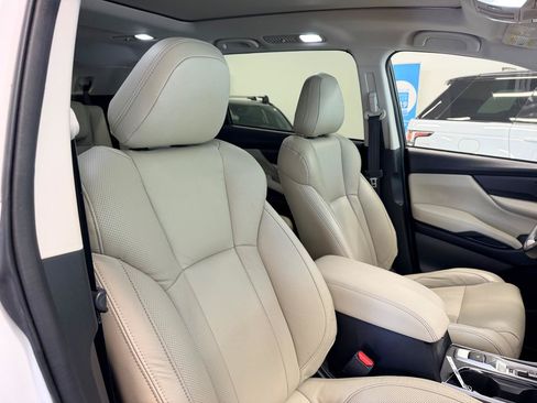 Used 2019 Subaru Ascent Premium AWD/4WD image 28