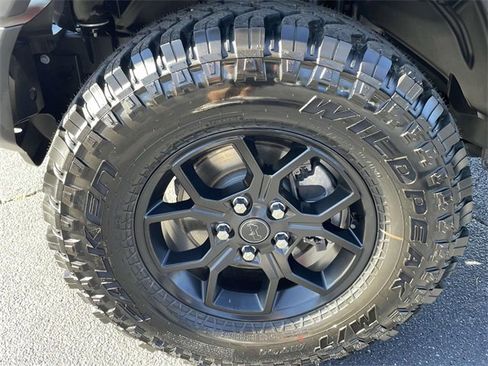 Used 2023 Jeep Wrangler Sport S image 8