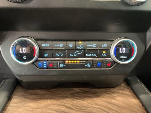 Used 2021 Ford Expedition Max Platinum image 26