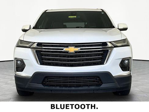 Used 2022 Chevrolet Traverse LT FWD image 2
