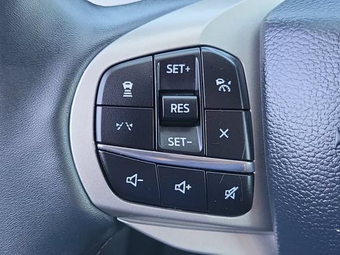 New 2026 Ford Explorer Active w/ Active Comfort Package RWD image 8