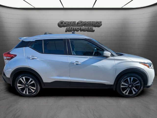 Certified 2020 Nissan Kicks SV w/ Exterior Package FWD image 8
