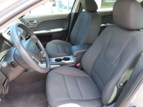 Used 2010 Ford Fusion SE FWD image 14