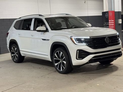 New 2026 Volkswagen Atlas SEL Premium R-Line image 5