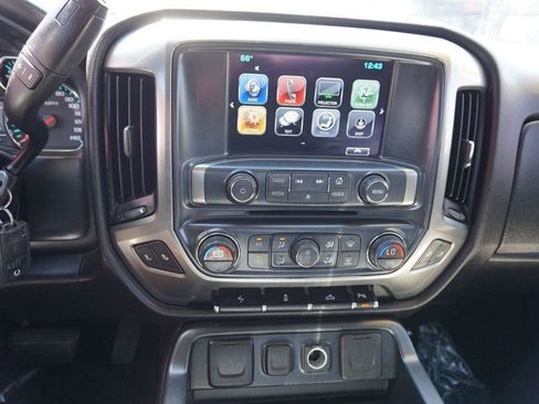 Used 2018 Chevrolet Silverado 1500 LT w/ Texas Edition image 27