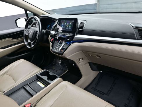 Used 2019 Honda Odyssey Elite image 15