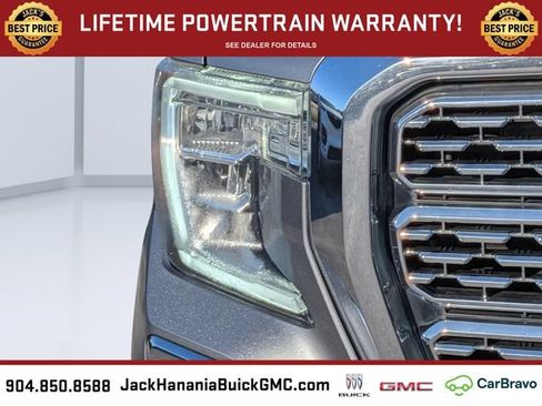 Used 2021 GMC Sierra 1500 Denali w/ Denali Ultimate Package AWD/4WD image 8