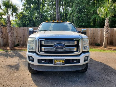 Used 2016 Ford F250 Platinum w/ FX4 Off-Road Package AWD/4WD image 16