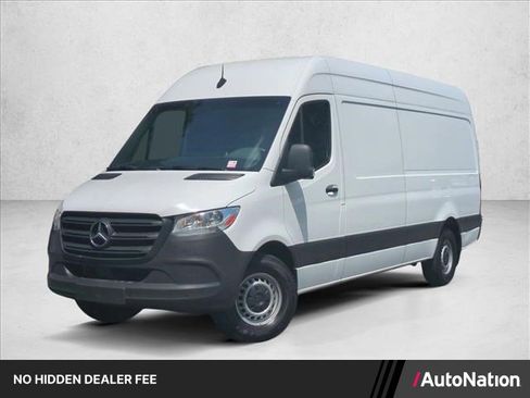 Used 2023 Mercedes-Benz Sprinter 2500 image 1