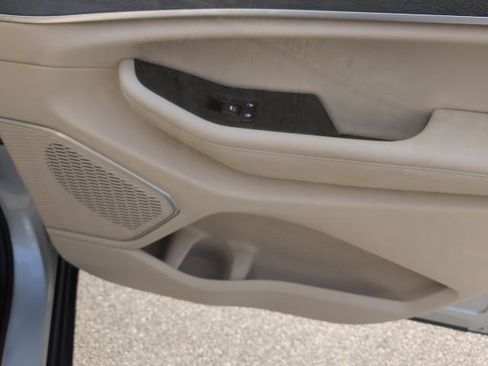 Used 2022 Jeep Grand Cherokee Limited image 14