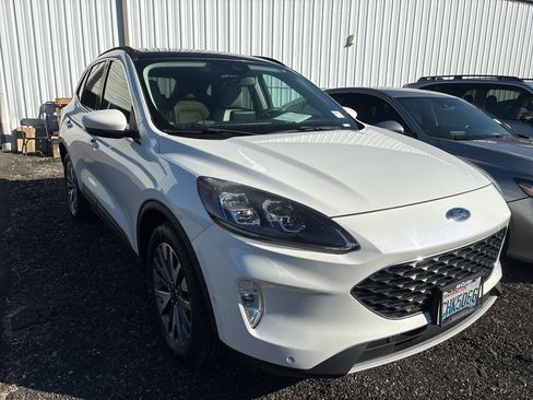 Used 2021 Ford Escape Titanium AWD/4WD image 1