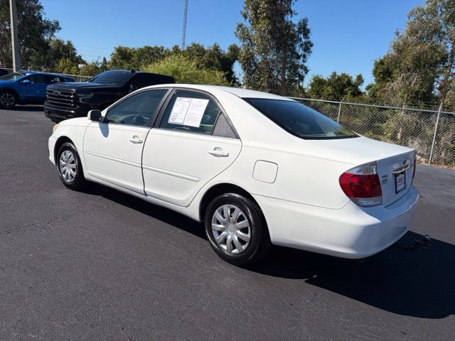 Used 2005 Toyota Camry LE FWD image 4
