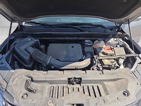 Used 2025 Chevrolet Blazer LT FWD image 22