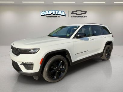 Used 2023 Jeep Grand Cherokee Limited w/ Black Appearance Package