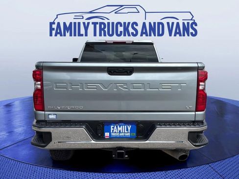 Used 2024 Chevrolet Silverado 2500 LT AWD/4WD image 4