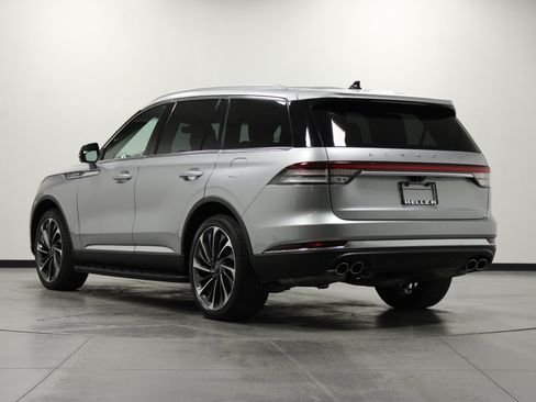 Used 2022 Lincoln Aviator Reserve w/ Equipment Group 201A AWD/4WD image 6