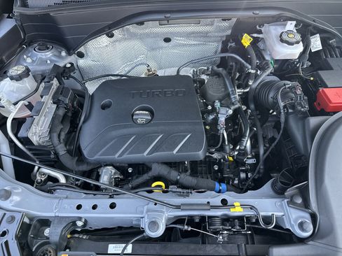 Used 2025 Chevrolet TrailBlazer LT w/ Convenience Package FWD image 29