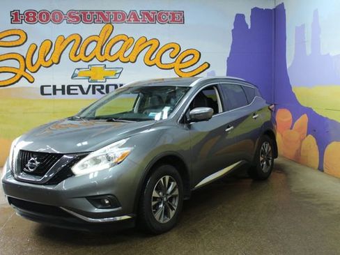 Used 2017 Nissan Murano SL image 2