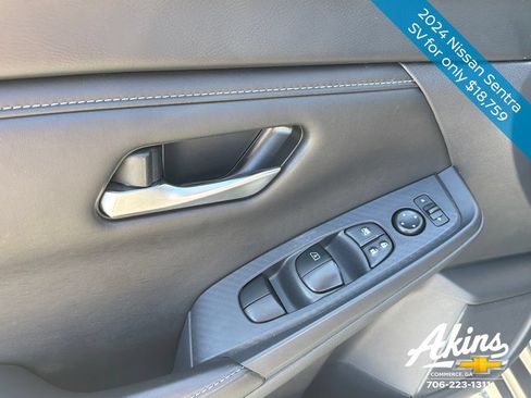 Used 2024 Nissan Sentra SV FWD image 12