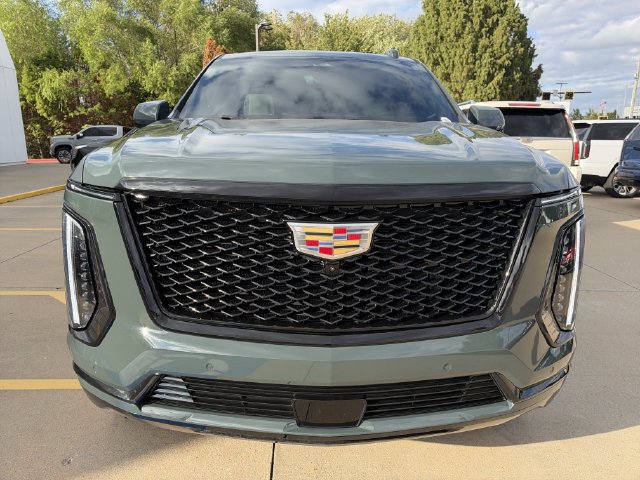 Certified 2026 Cadillac Escalade Sport w/ Touring Package AWD/4WD image 8