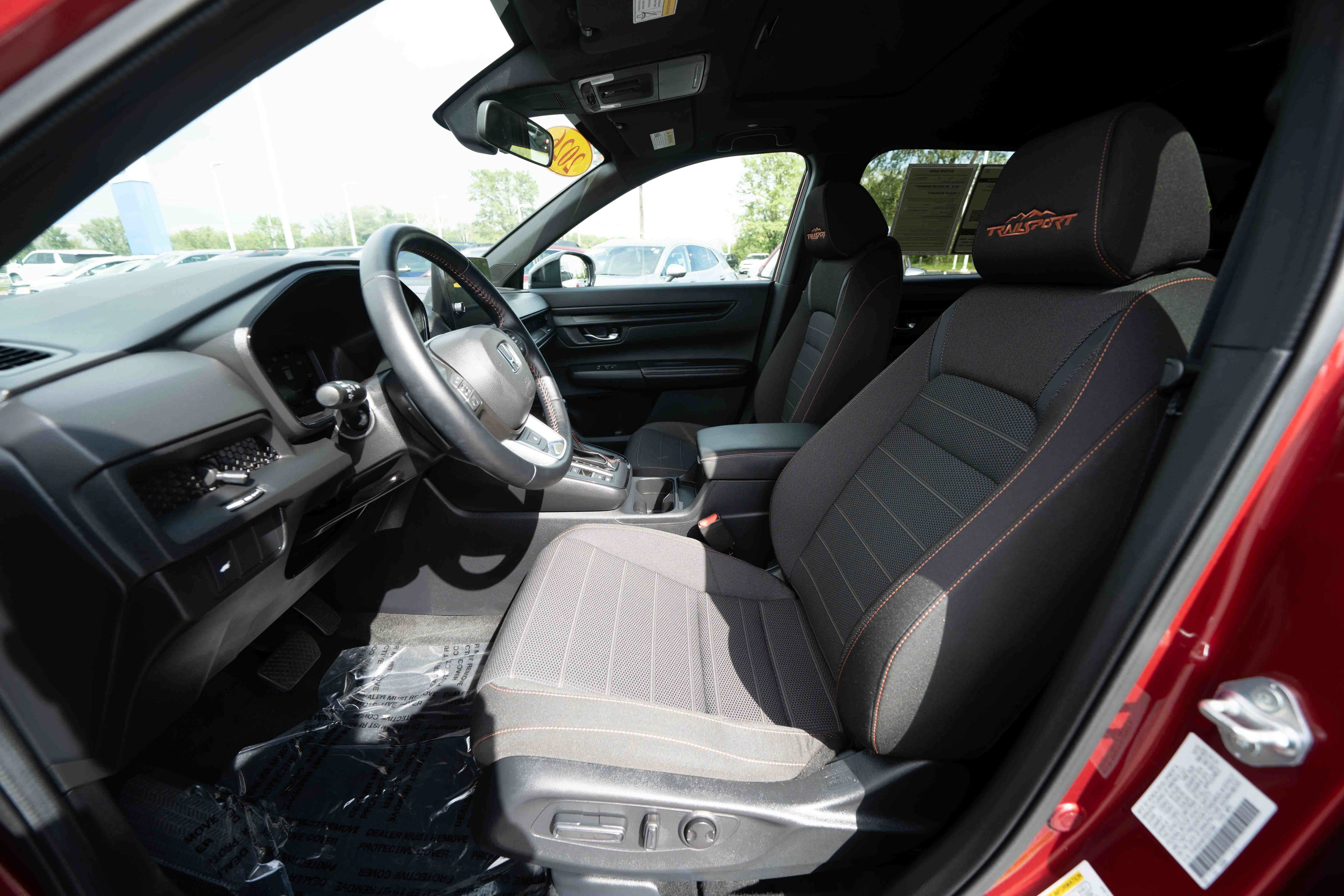 Used 2026 Honda CR-V TrailSport image 9