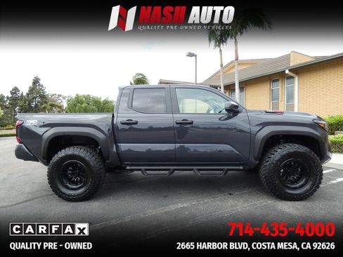 Used 2025 Toyota Tacoma TRD Off-Road image 7