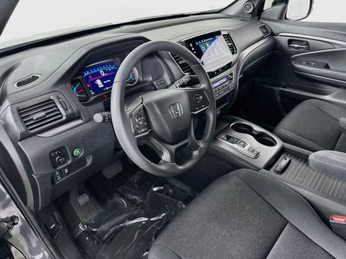 Used 2021 Honda Passport Sport image 9