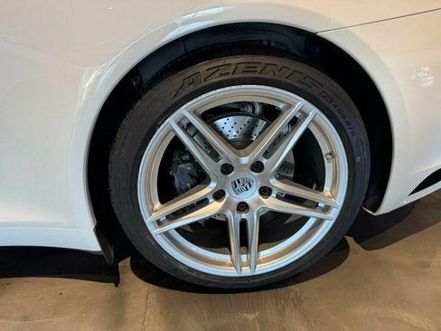 Used 2017 Porsche 911 Carrera image 27