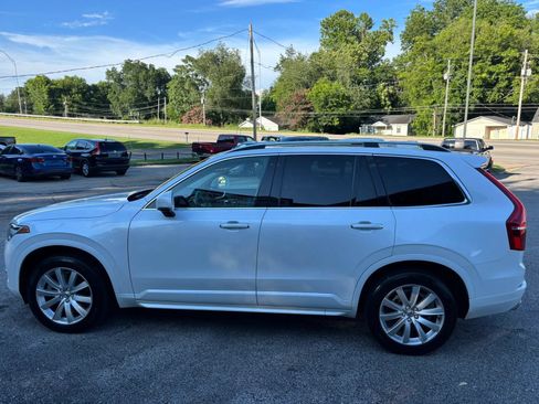 Used 2016 Volvo XC90 T6 Momentum w/ Momentum Plus Package AWD/4WD image 6