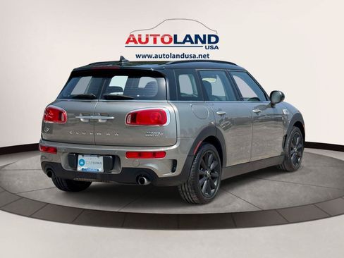 Used 2017 MINI Cooper Clubman S FWD image 4