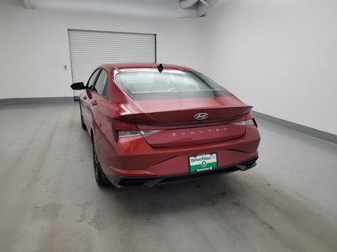 Used 2023 Hyundai Elantra SEL FWD image 6