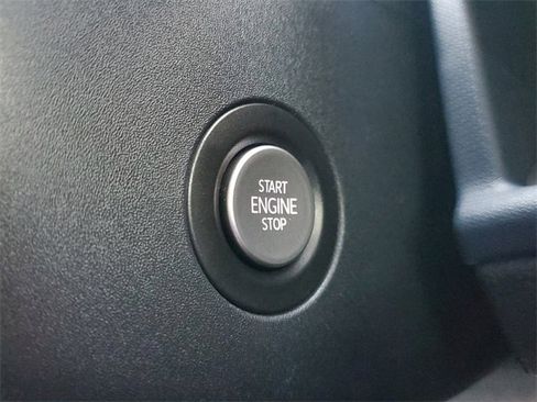 New 2025 Volkswagen ID. Buzz Pro S image 27