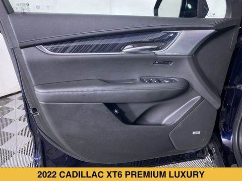 Certified 2022 Cadillac XT6 Premium Luxury w/ Technology Package AWD/4WD image 12