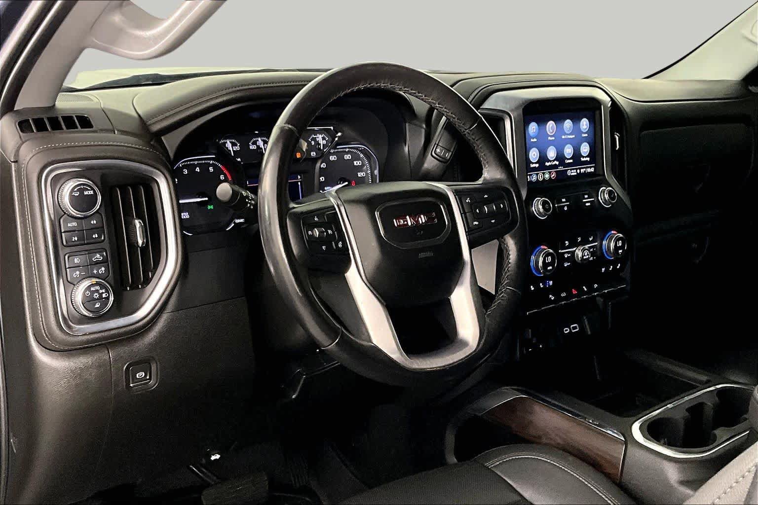 Used 2022 GMC Sierra 1500 SLT AWD/4WD image 16