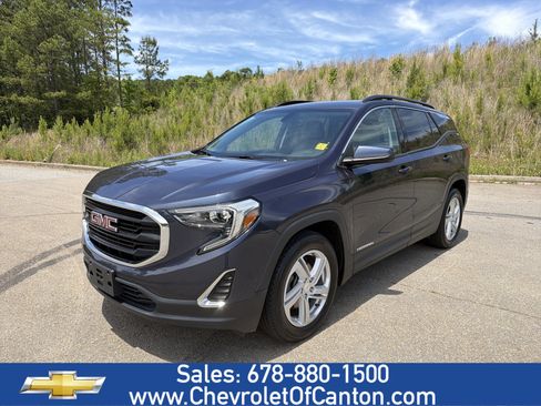 Used 2018 GMC Terrain SLE w/ Driver Convenience Package FWD image 1