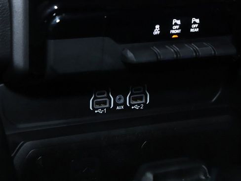 Used 2025 RAM 1500 Big Horn image 27