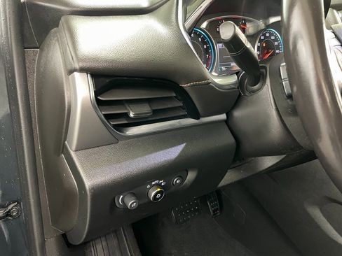 Used 2019 Chevrolet Traverse LT w/ LPO, Floor Liner Package image 26