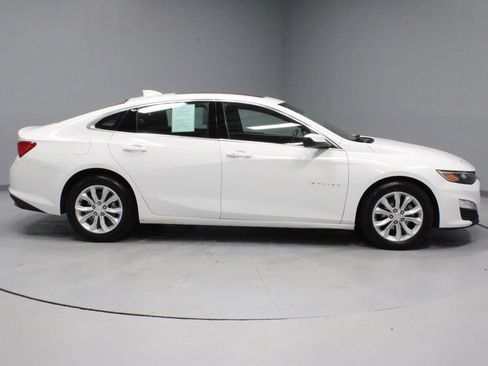 Used 2024 Chevrolet Malibu LT FWD image 12