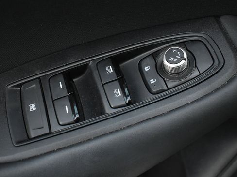 Used 2024 Subaru Outback Premium image 13