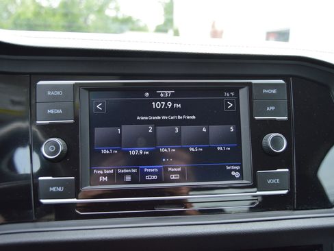 Used 2020 Volkswagen Jetta S w/ Driver Assistance Package FWD image 13