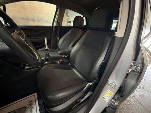 Certified 2022 Buick Encore Preferred w/ Safety Package image 11