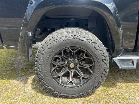 Used 2023 RAM 1500 Big Horn image 15