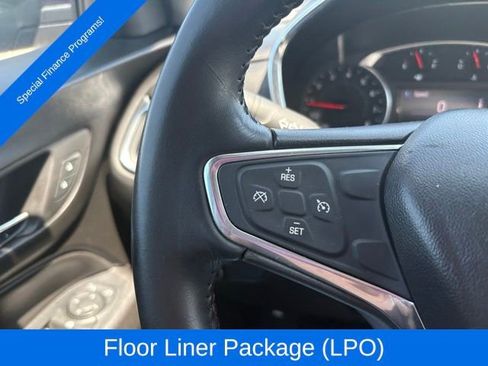 Used 2019 Chevrolet Equinox LT FWD image 17