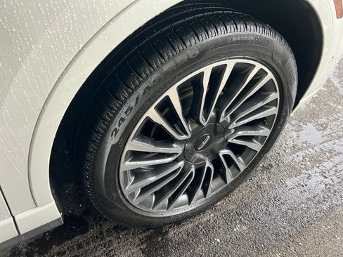 Certified 2020 Lincoln Corsair Reserve w/ Equipment Group 201A image 21