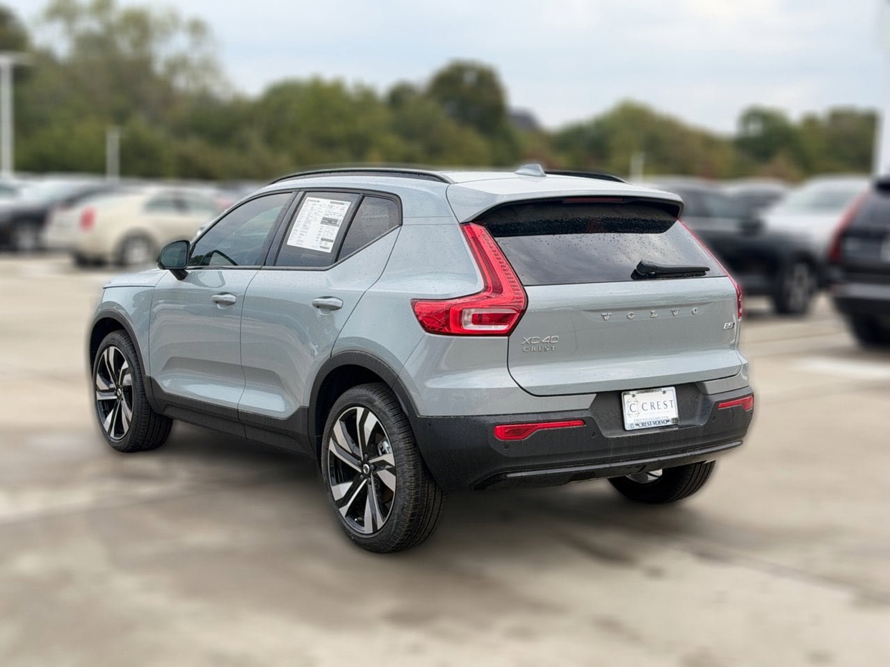 New 2026 Volvo XC40 B5 Ultra w/ Protection Package Premier AWD/4WD image 8