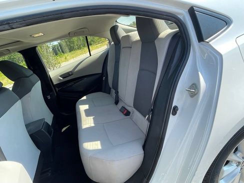 Used 2022 Toyota Corolla LE FWD image 36