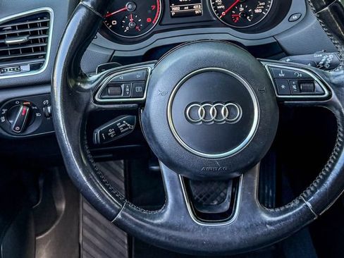 Used 2017 Audi Q3 2.0T Premium Plus w/ Premium Plus Package FWD image 30