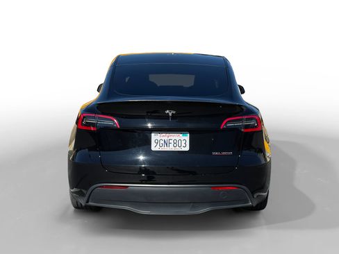 Used 2023 Tesla Model Y Performance AWD/4WD image 4