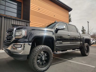 Used 2017 GMC Sierra 1500 SLT w/ SLT Preferred Package